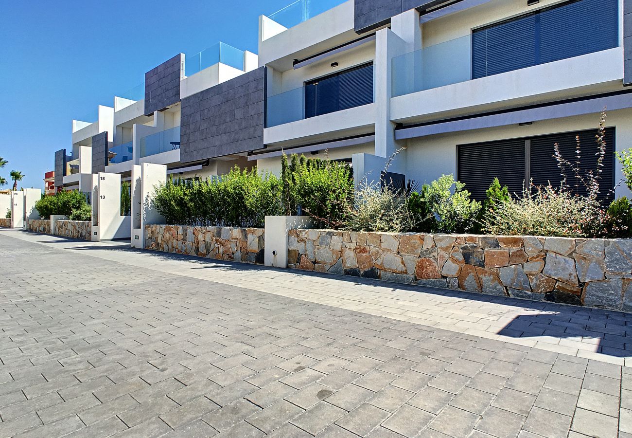 Appartement in Torrevieja - Balcon de la Laguna 12