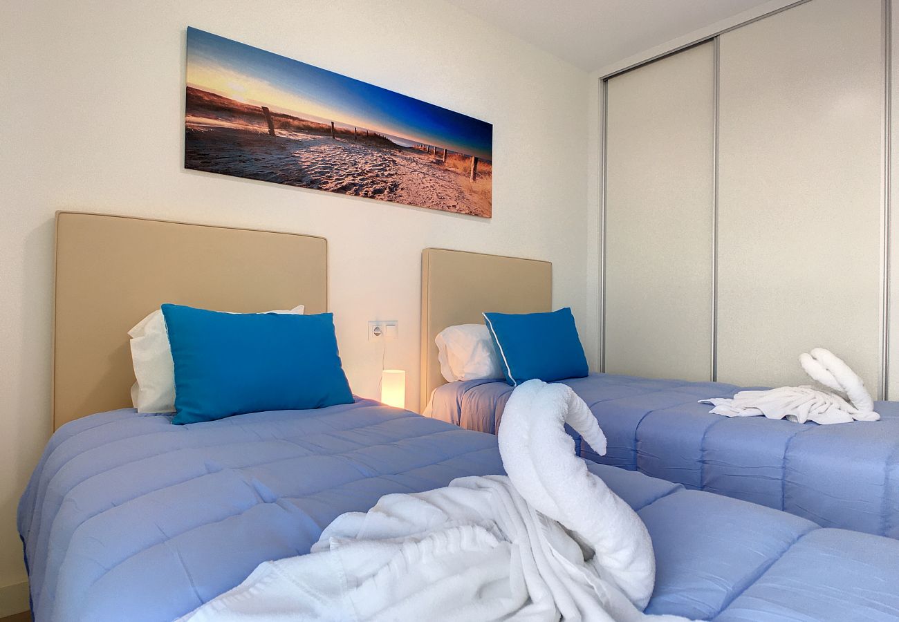 Appartement in Playa Paraiso - Los Flamencos Vista Playa - 8609