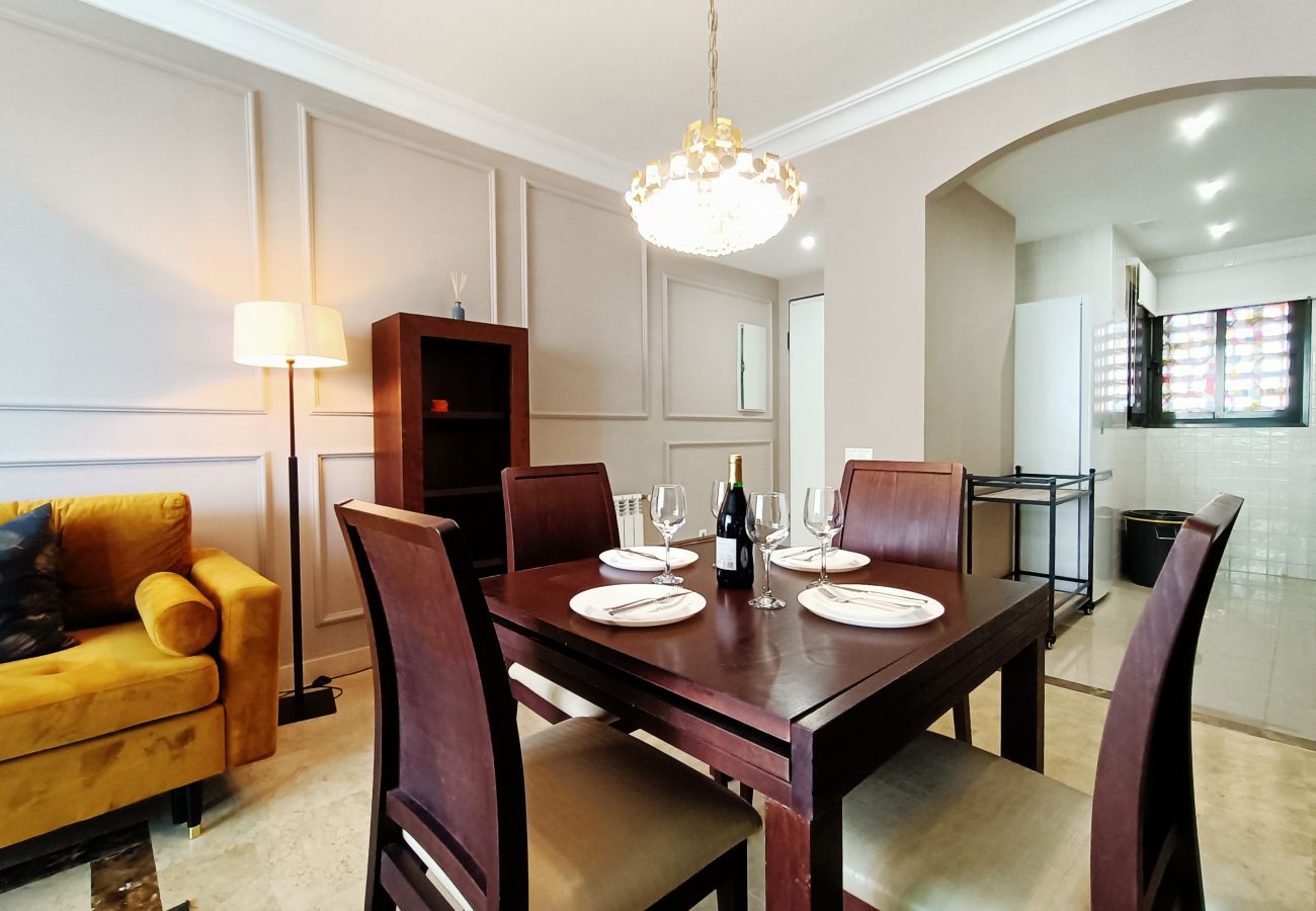 Appartement in Roda - Roda Golf Apartment Dubai - 9809