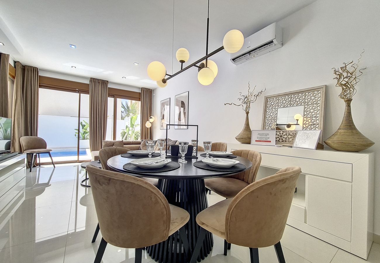 Villa in Torre de la Horadada - Villa with Private Pool - 0310