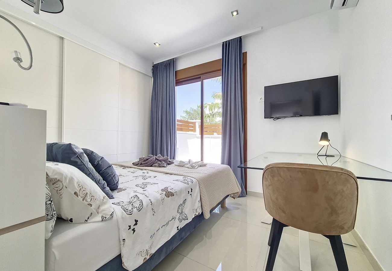 Villa in Torre de la Horadada - Villa with Private Pool - 0310