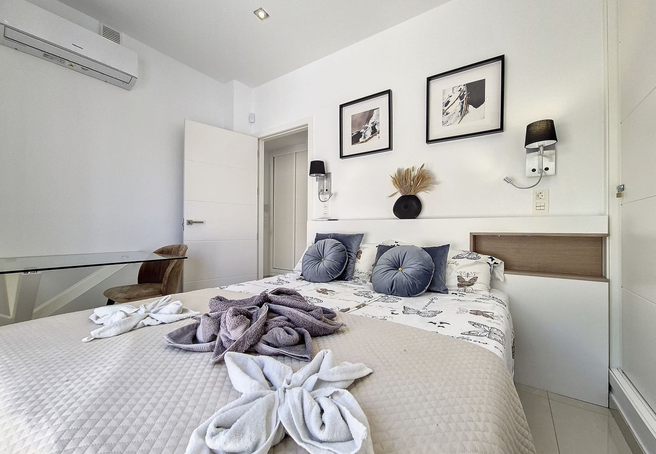 Villa in Torre de la Horadada - Villa with Private Pool - 0310