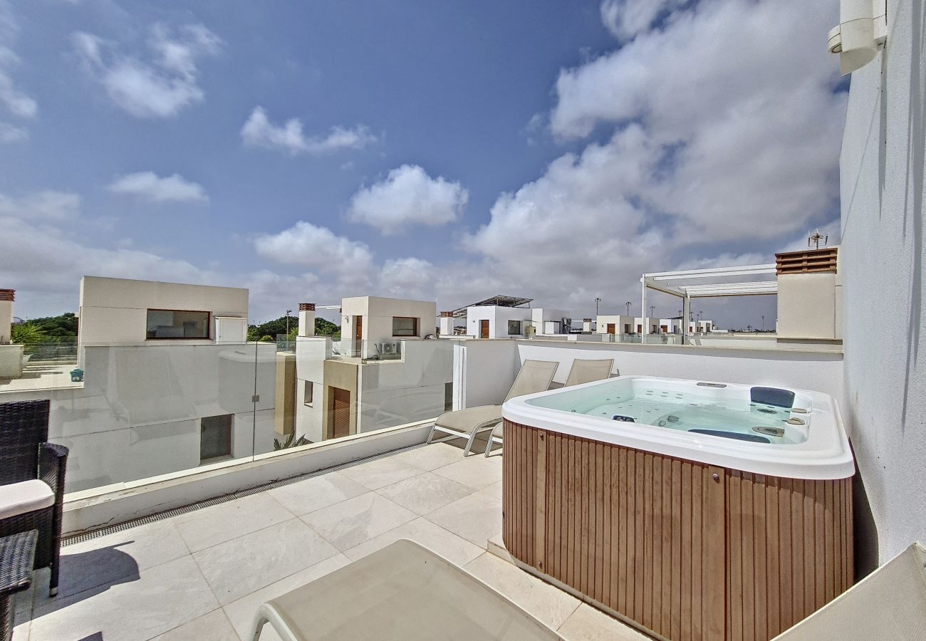 Villa in Torre de la Horadada - Villa with Private Pool - 0310